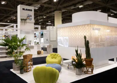 BLANCO BOOTH